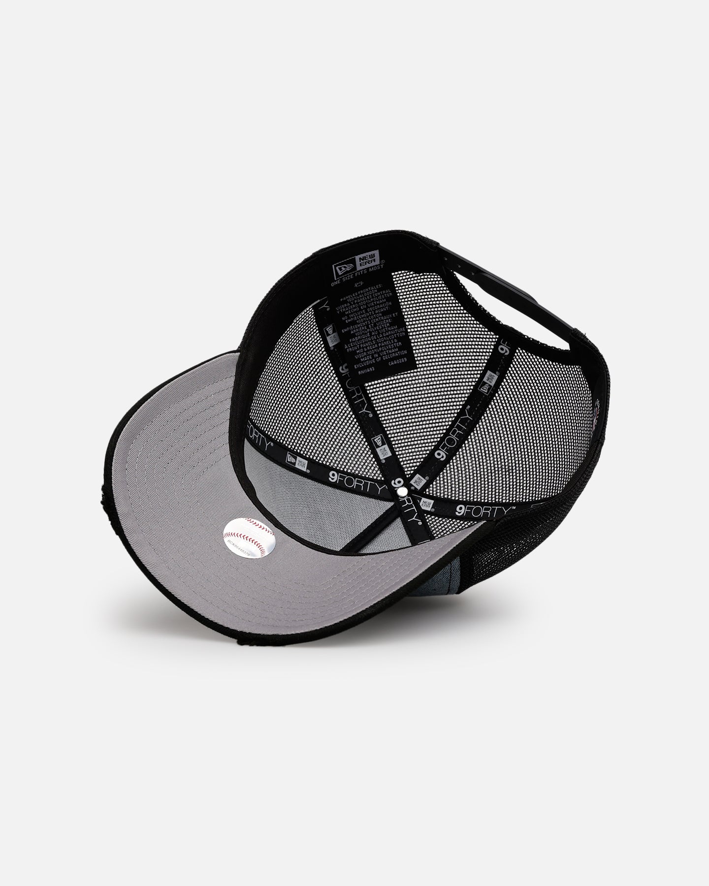 New Era Atlanta Braves 'Bleach' 9FORTY A-Frame Trucker Snapback Denim