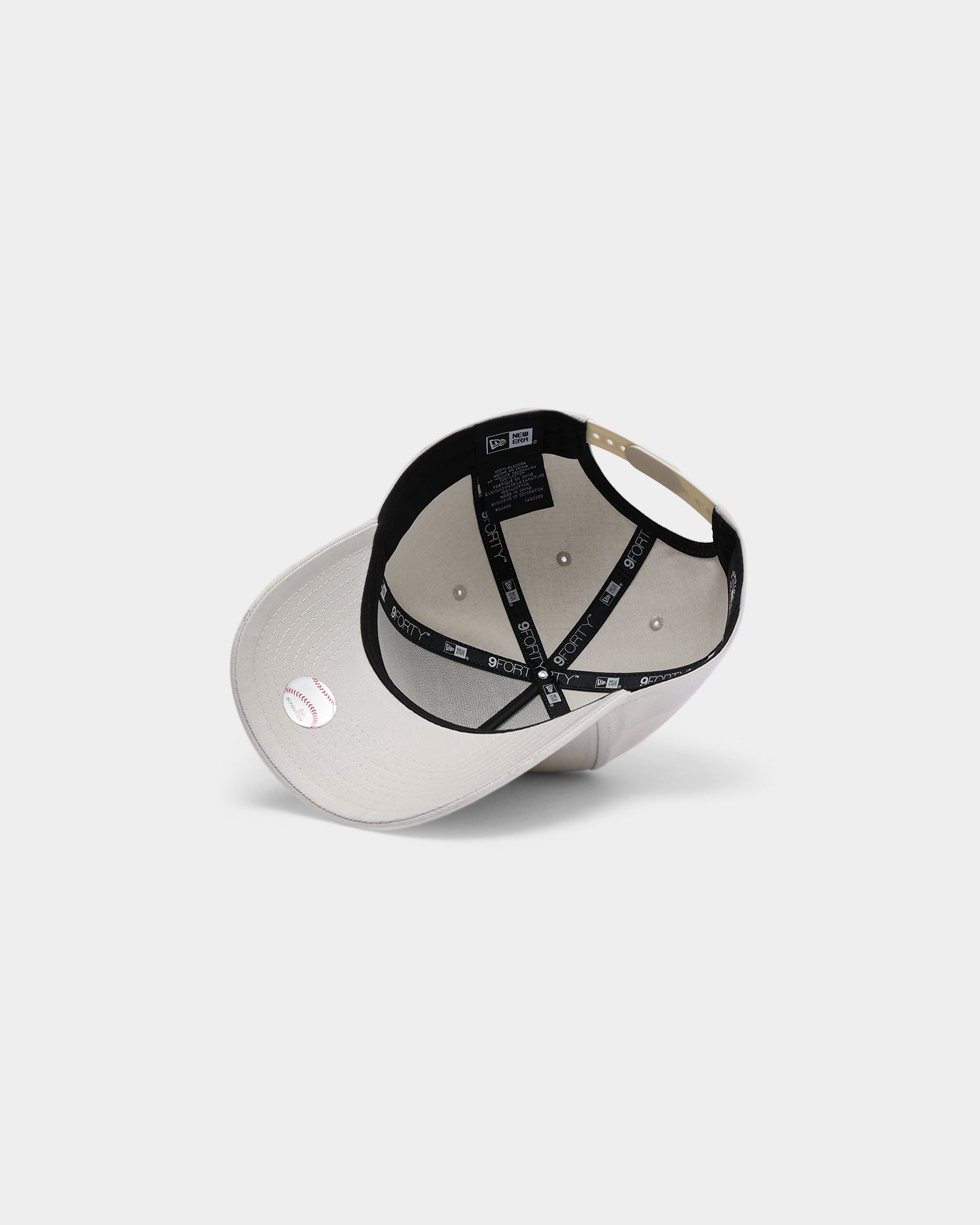 New Era New York Yankees 9FORTY A-Frame Snapback Stone