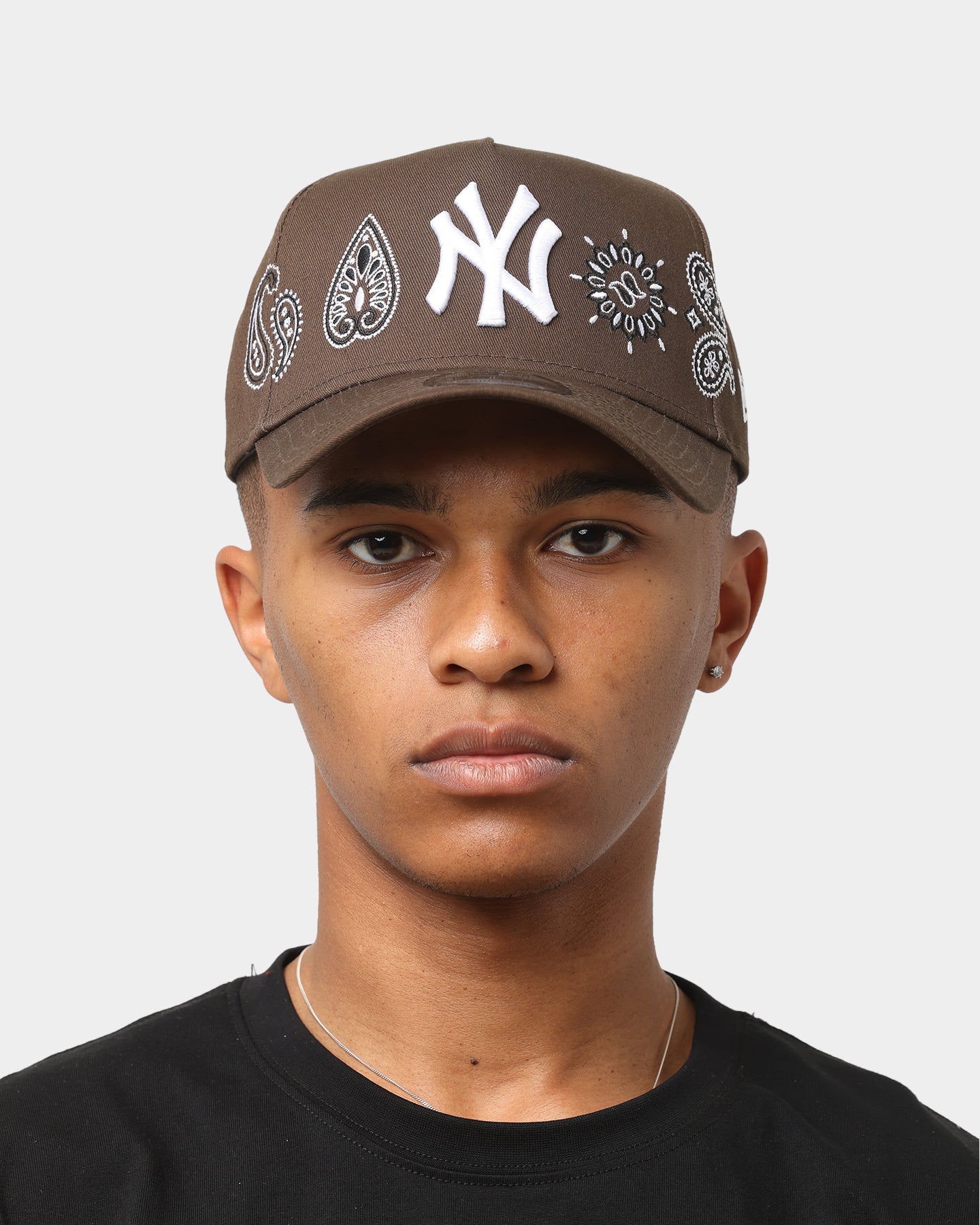 New Era New York Yankees 'Paisley Logo' 9FORTY A-Frame Snapback Espresso