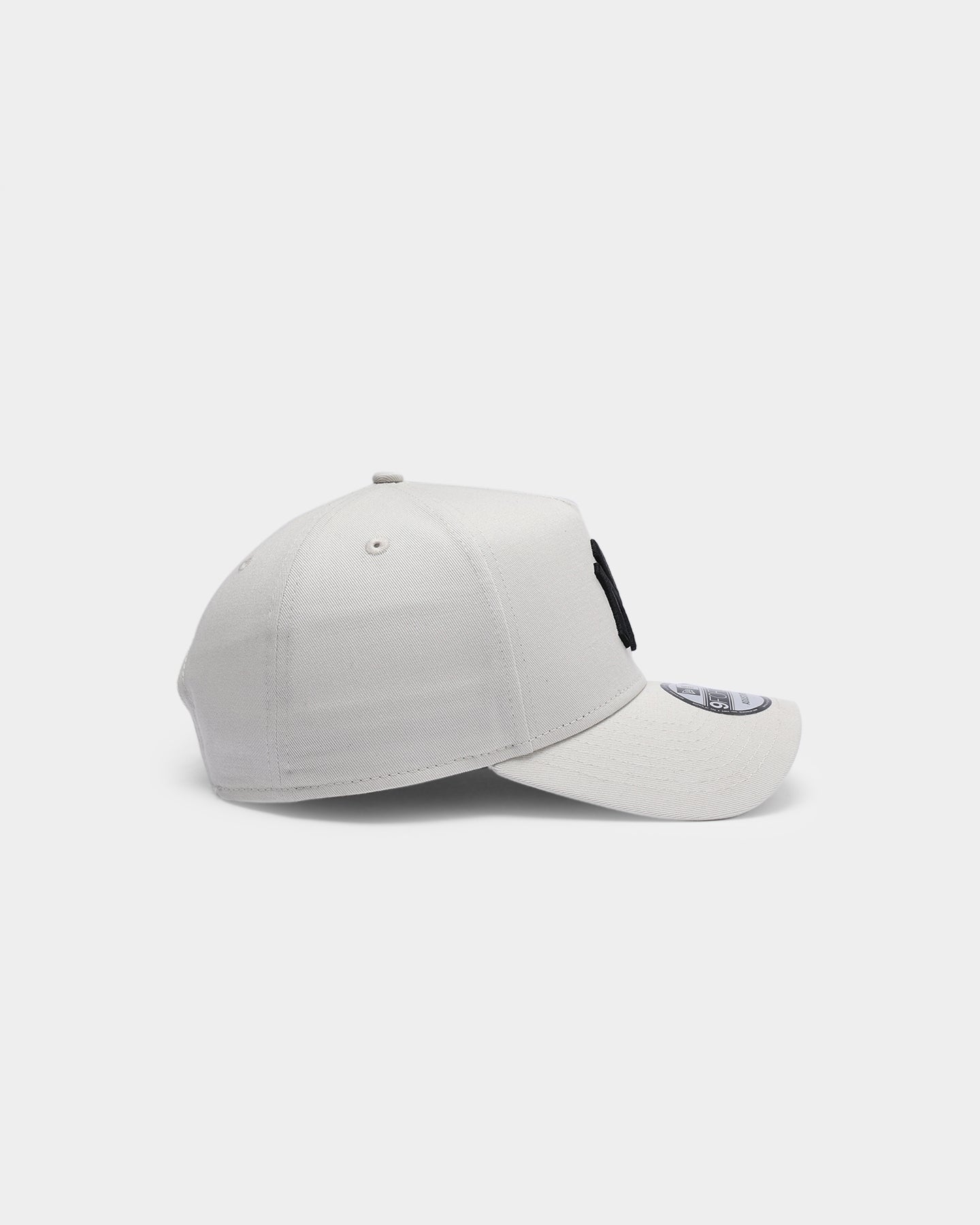 New Era New York Yankees 9FORTY A-Frame Snapback Stone